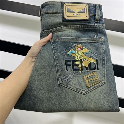 джинсы fendi